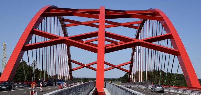 Artykuł: Nowy ''Most Niepodległości'' w pełni dostępny dla kierowców