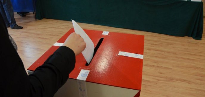 Artykuł: Coraz bliżej wyborów. Kandydaci walczący o stołek prezydenta Olsztyna oszczędni w zapowiedziach