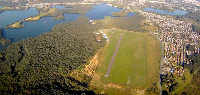 Artykuł: Lotnisko w Dajtkach przekazane Aeroklubowi Warmińsko-Mazurskiemu