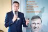 Urzędujący prezydent Olsztyna, Piotr Grzymowicz, prezentuje program wyborczy