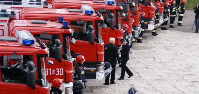 Zwarta kolumna wozów strażackich przejedzie ulicami Olsztyna