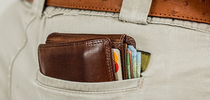Artykuł: Zgłosił kradzież portfela, a okazało się, że... miał go w kieszeni