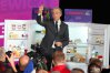 Robert Biedroń, lider Wiosny, porównuje ceny żywności w 2015 i 2019 roku