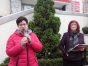 Monika Falej i Małgorzata Matuszewska-Boruc protestowały pod urzędem wojewódzkim ws. zaostrzenia kar związanych z edukacją seksualną