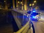 Wieczorna akcja policji na wiadukcie na ul. Partyzantów
