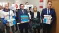 Organizatorzy akcji referendalnej w poniedziałek złożyli podpisy w biurze komisarza wyborczego