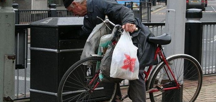 Nie bądź obojętny – zainteresuj się bezdomnym