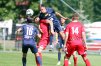 Piłkarzom obu zespołów przyszło grać w sporym upale. Walki jednak na boisku nie brakowało