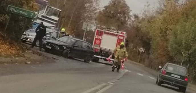 Artykuł: Kolizja na ul. Bałtyckiej w Olsztynie. 67-letni kierowca nissana zderzył się z oplem