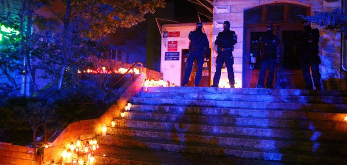 Artykuł: ''Agresorzy weszli do budynku''. Atak na biuro PiS w Olsztynie