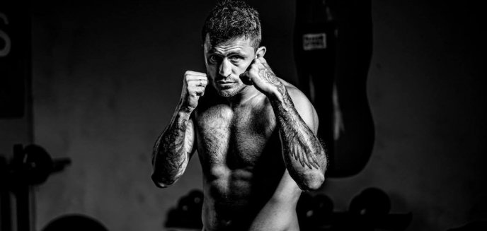 Artykuł: Ciężkie czasy przez pandemię. Znakomity olsztyński bokser musi... zadebiutować w MMA