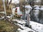 Strażacy w różnych miejscach regionu sprawdzają poziom wód w rzekach