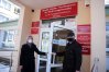 Posłanka Iwona Arent i wiceprzewodniczący rady miasta Jarosław Babalski są przeciw likwidacji ośrodka dla dzieci niesłyszących