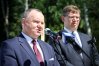Ireneusz Merchel, prezes PKP PLK SA oraz wojewoda Artur Chojecki opowiedzieli o nowych przystankach kolejowych w Olsztynie i modernizacji trakcji na linii Olsztyn Główny-Dobre Miasto