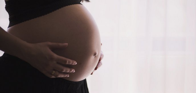 Artykuł: Jak szczepienia przeciw Covid-19 wpływają na ciążę? Olsztyńscy lekarze przeprowadzili pionierskie badania