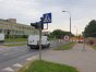 Nasz czytelnik zauważył, że wykonawcy robót użyli niewłaściwego znaku informującego o przejściu na drugą stronę ulicy