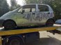 Wrak daewoo został usunięty z ul. Jeziornej