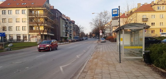 Artykuł: Radna Nelly Antosz chce utworzyć przejście dla pieszych na ul. Kościuszki. Zlikwidują miejsca parkingowe?
