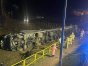 Na DK 16 pojazd ciężarowy wjechał do rowu