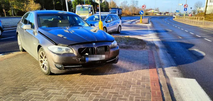 Kolizja na ul. Sielskiej w Olsztynie. 19-latka kierująca bmw zderzyła się z toyotą