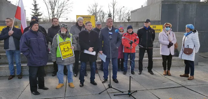 Lokalny PiS chce szybkiej relokacji ''szubienic''