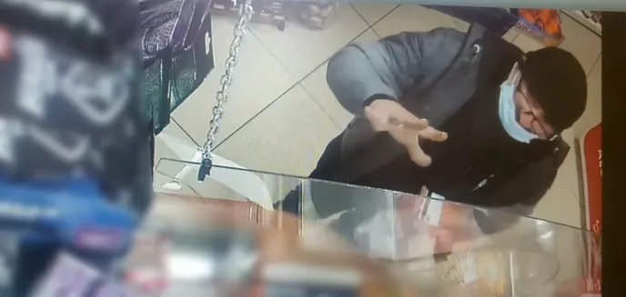 Zrobił to na ul. Grunwaldzkiej w Olsztynie, a teraz ma kłopoty [WIDEO]