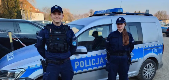39-latek chciał popełnić samobójstwo. W ostatniej chwili policjanci ściągnęli mu pętlę z szyi