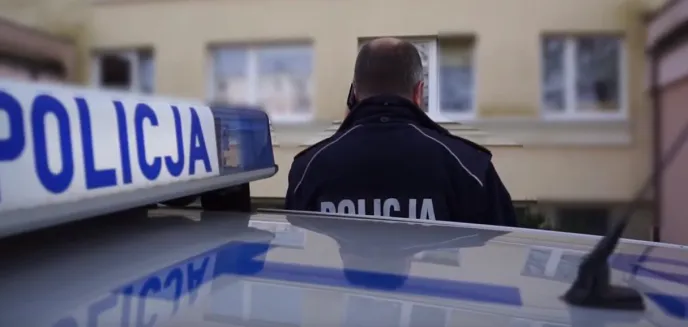 44-latka z Olsztyna chciała popełnić samobójstwo. Policjanci w ostatniej chwili ściągnęli jej pętlę z szyi