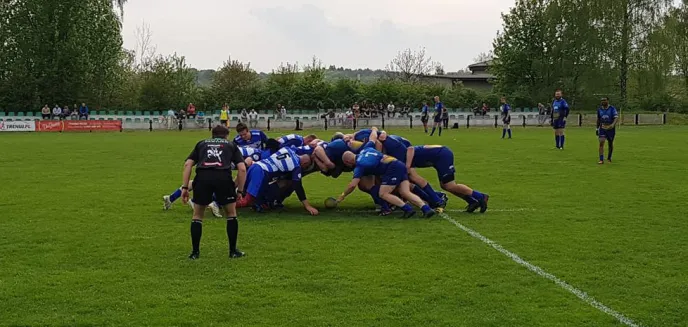 Rugby. Lider trochę za mocny dla beniaminka