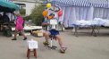 Pan Paweł, znany także jako "Zbyszek", gra w całej Polsce