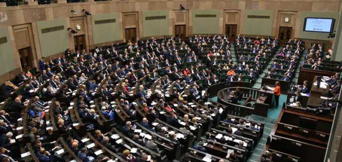 Oświadczenia majątkowe lokalnych posłów – kto się wzbogacił, kto stracił?