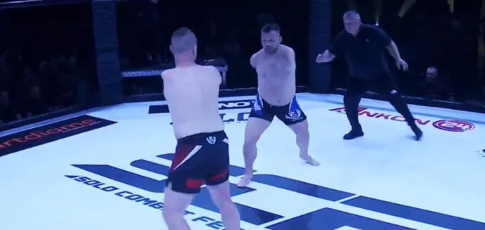 MMA. Niesamowite! Bartosz Klimek z Arrachionu Olsztyn wygrał pierwszą w Polsce walkę zawodników bez rąk [WIDEO]