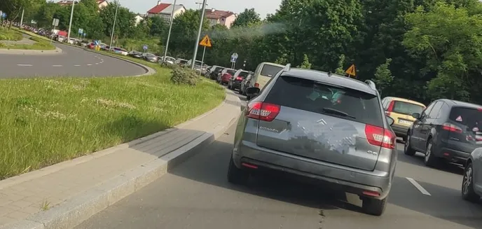 Zmiany na ważnym skrzyżowaniu sparaliżowały południowe osiedla Olsztyna