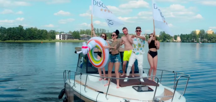 Gwiazda disco polo w Olsztynie. Wakacyjny hit nagrano na Plaży Miejskiej