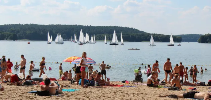 35-latka wypoczywała na plaży miejskiej w Olsztynie z piwem w ręku, następnie... ruszyła samochodem w drogę