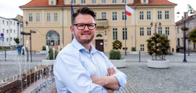 Artykuł: 35-letni Robert Waraksa z Platformy Obywatelskiej nowym burmistrzem Olsztynka