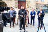 Posłowie i działacze Konfederacji na konferencji o obronności Polski