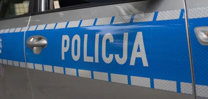 45-latek z Olsztyna chciał zaoszczędzić na akumulatorze. Podmienił opakowania urządzeń tuż pod ''okiem'' kamery