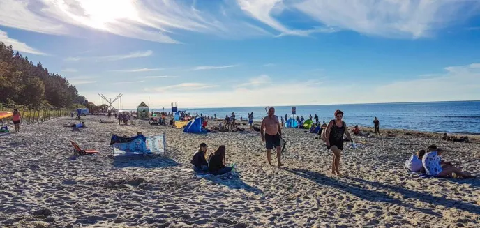 Gdzie pojechać gdy skwar leje się z nieba? Ukiel czy może... plaża w Stegnie?