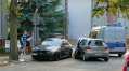 Na ul. Reymonta kierowca toyoty uderzył autem w zaparkowane bmw