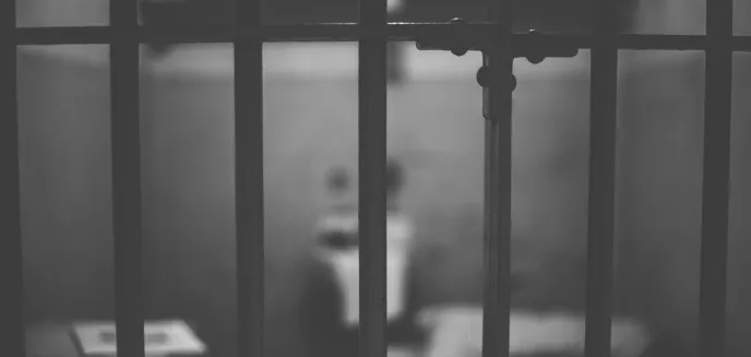 42-letni olsztynianin ukrywał się przed 6-letnią karą więzienia za włamania. Ruszyło go sumienie