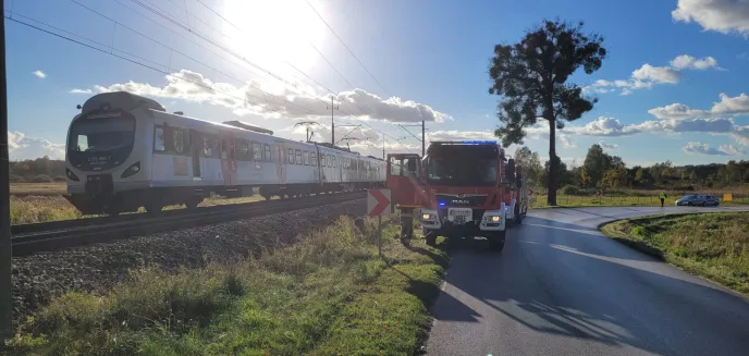 Młody mężczyzna rzucił się pod pociąg relacji Gdynia-Olsztyn [ZDJĘCIA]