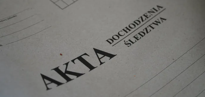 26-latek z Olsztyna w samochodzie miał zbylowaną, kremową substancję. Teraz ma kłopoty