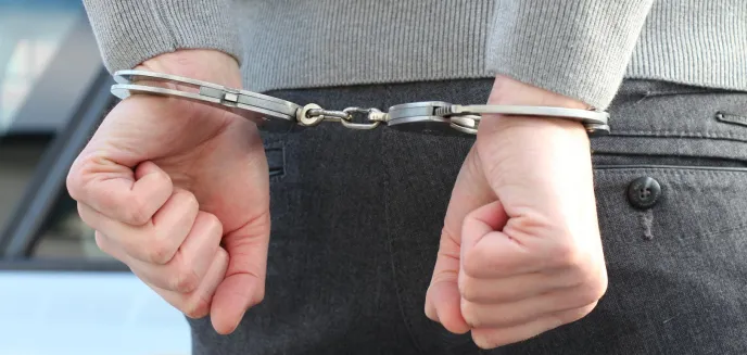 33-latek z Olsztyna wpadł podczas kradzieży narzędzi. Miał przy sobie narkotyki