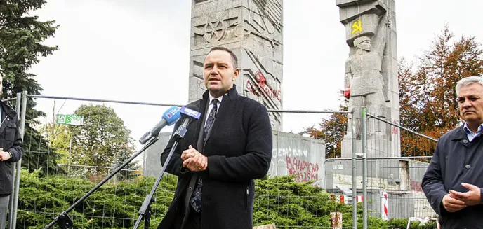 Prezes IPN Karol Nawrocki o ''szubienicach'': ''Oddają cześć i honor tym, którzy mordowali i gwałcili''