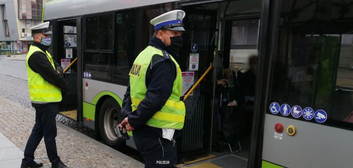 Pijany 23-latek awanturował się w autobusie komunikacji miejskiej w Olsztynie. Trafił za kraty