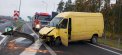 Na drodze S16 kierowca mercedesa uderzył w barierki energochłonne