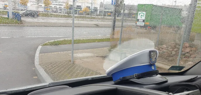 Piraci drogowi na drogach regionu. 20-letni olsztynianin pędził autem marki Peugeot, może zapłacić karę w wysokości 30 tys. zł