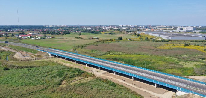 Artykuł: Wykryto problem. Zamkną część wiaduktu w ciągu obwodnicy Olsztyna w stronę Ostródy