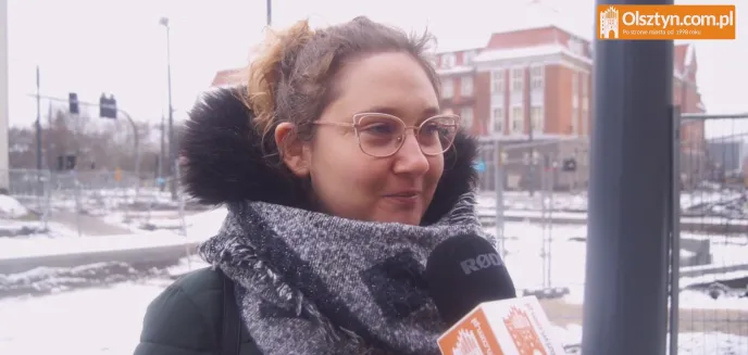 Święta 2022 z drożyzną. Na stołach tańsze produkty i mniej prezentów? [WIDEO]
